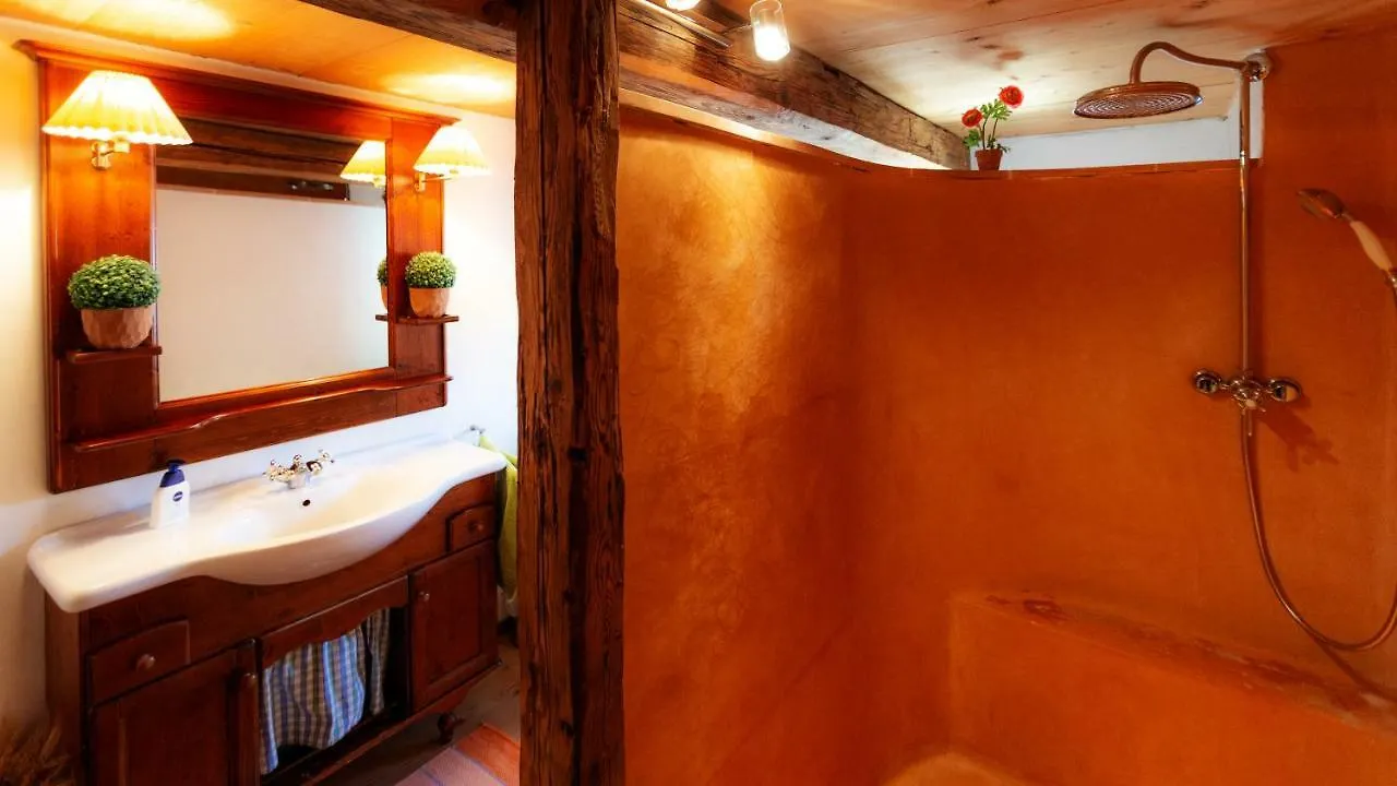 Biohof Hausberg Bed & Breakfast Egglham